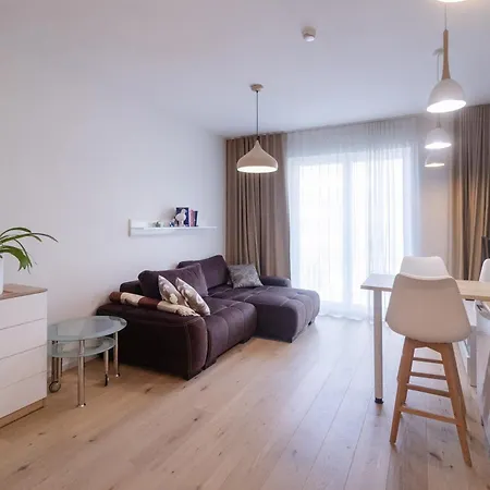 Revalia Haus アパート